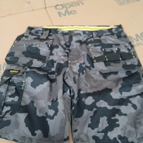 STANLEY CAMOUFLAGE WORK SHORTS – UK 36