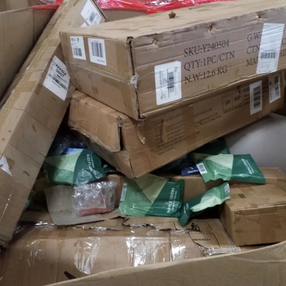 PALLET CONTAINING ASSORTED PRODUCTS INCLUDING WALL MOUNTED PULL-UP BAR, TELESCOPIC LADDER 4.5M, YOGA MAT, LINED NOTEBOOKS & GARDEN FENCE