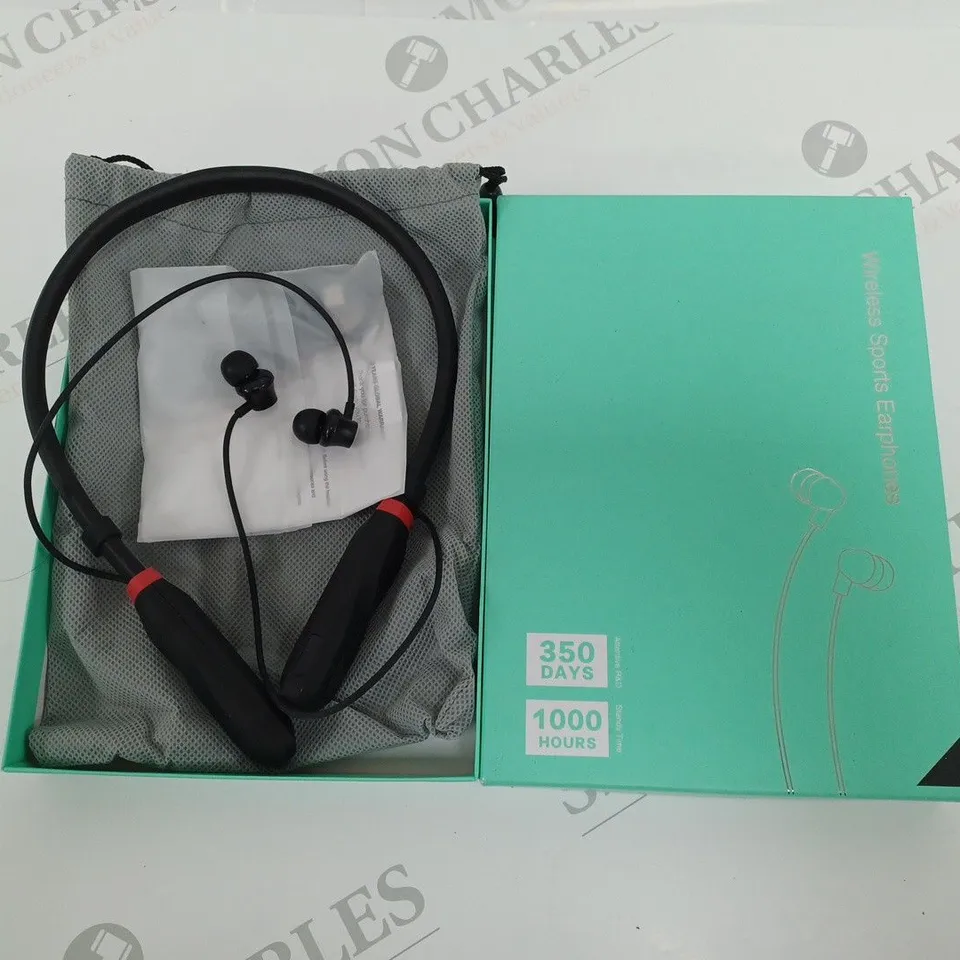 BOXED WIRELESS SPORTS EARPHONES