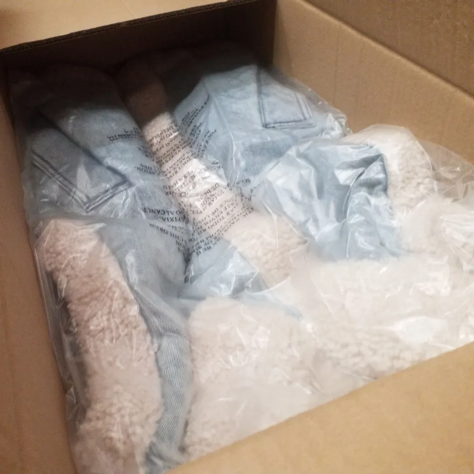 BOX CONTAINING APPROXIMATELY 6 BRAND NEW SIMPLY BE BLUE REGULAR SLEEVELESS DENIM GILETS - SIZE 12