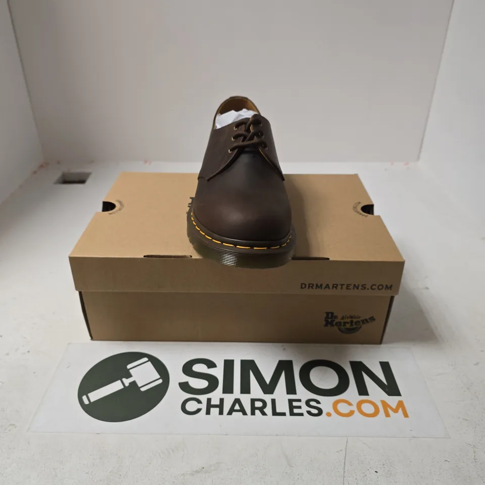 BOXED PAIR OF DR MARTENS CORE SHOES IN DARK BROWN - UK 9