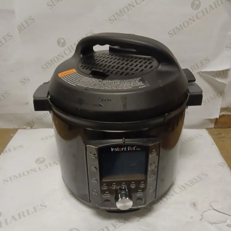 INSTANT POT PRO ELECTRIC MULTI FUNCTIONAL COOKER