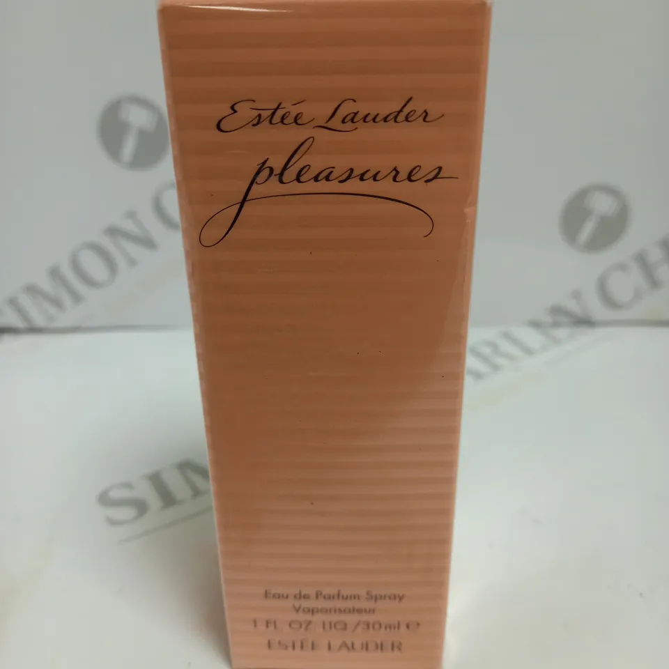 BOXED AND SEALED ESTEE LAUDER PLEASURES EAU DE PARFUM 30ML