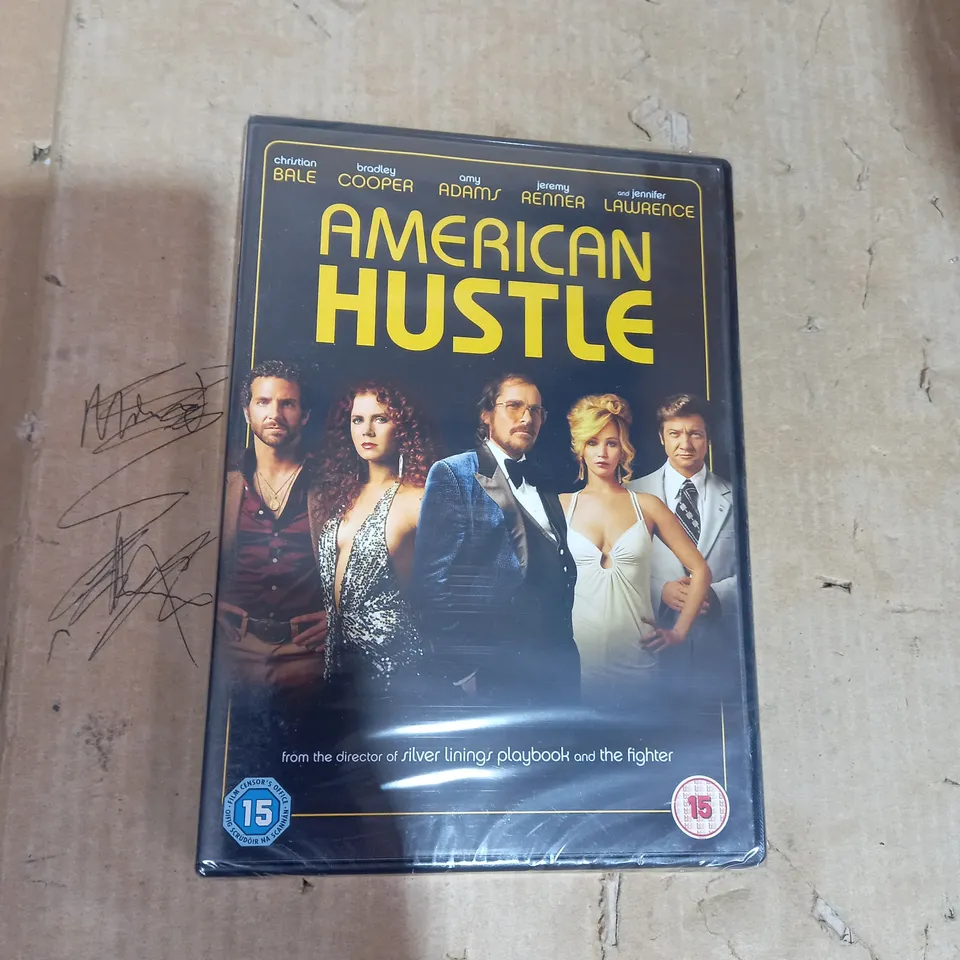 LOT OF APPROX 40 'AMERICAN HUSTLE' DVDS