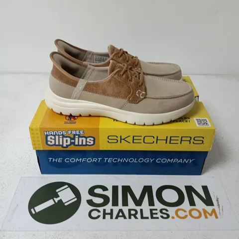BOXED PAIR OF SKECHERS SLIP-INS: ON-THE-GO FLEX PALMILLA CASUAL BOAT SHOES - UK 6