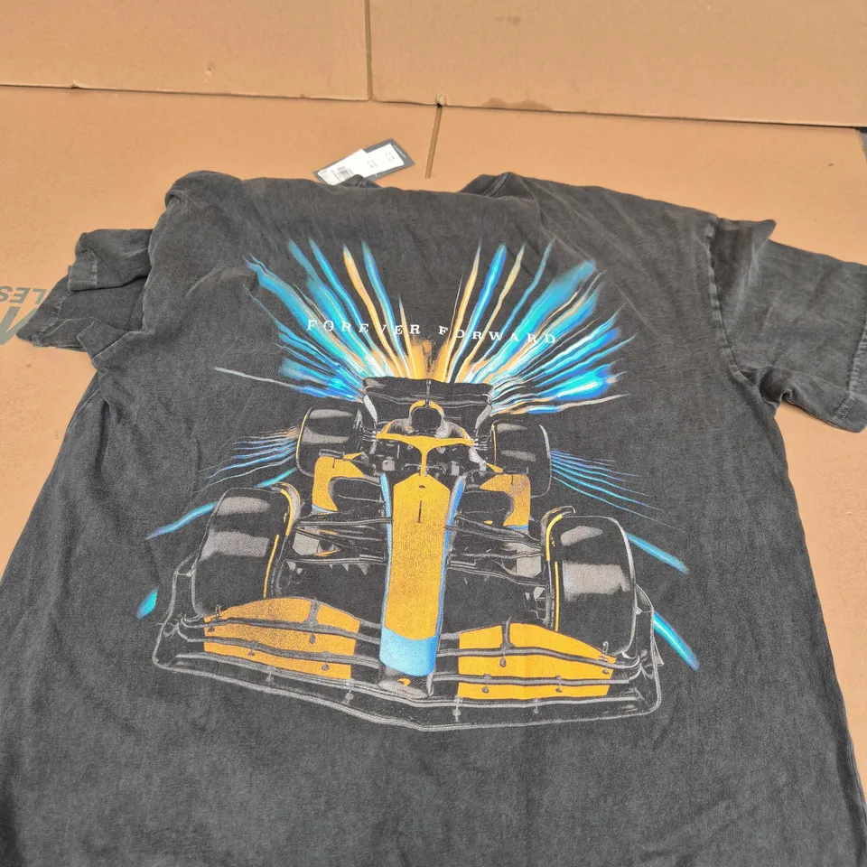 MCLAREN FORMULA 1 TEAM T-SHIRT – UK XL
