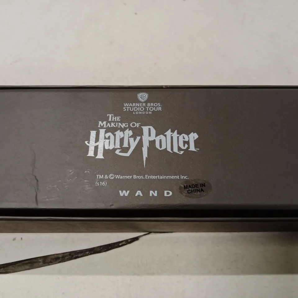 HARRY POTTER WAND PROP – HERMIONE GRANGER (THE MAKING OF HARRY POTTER) – BOXED