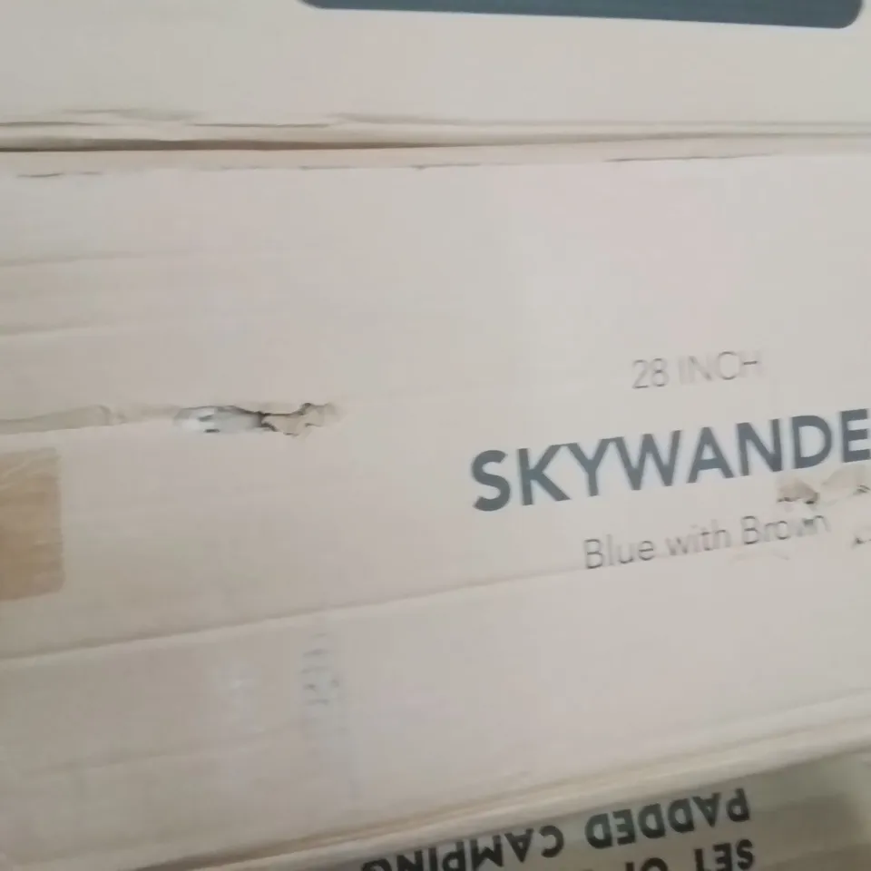 BOXED 28INCH SKYWANDER TRAVEL SUITCASE BLUE WITH BROWN 