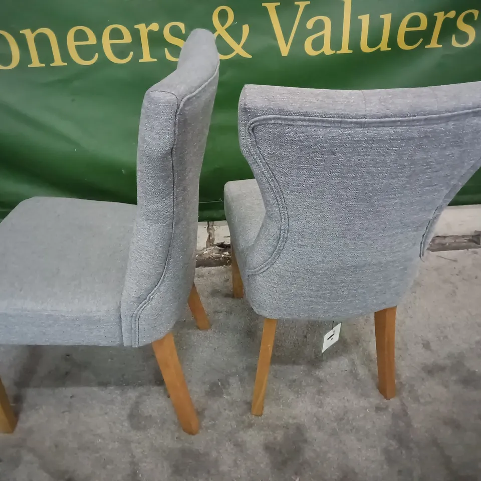 PAIR OF LIGHT GREY UPHOLSTERED DINING CHAIRS 