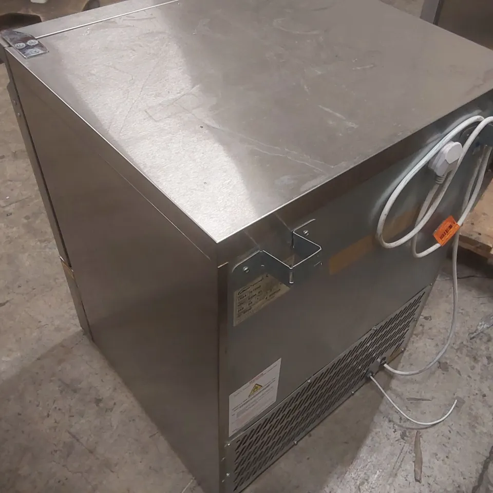 WILLIAMS H5UC R290 R1 COMMERCIAL UNDERCOUNTER REFRIGERATOR