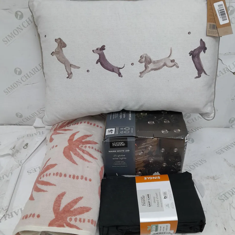 BOX OF APPROX 15 ASSORTED HOMEWEAR ITEMS TO INCLUDE STACEY SOLOMON DOG PILLOW, GEORGE HOME GLOBE SOLAR LIGHTS AND GEORGE HOME FITTED SHEET, ETC. 