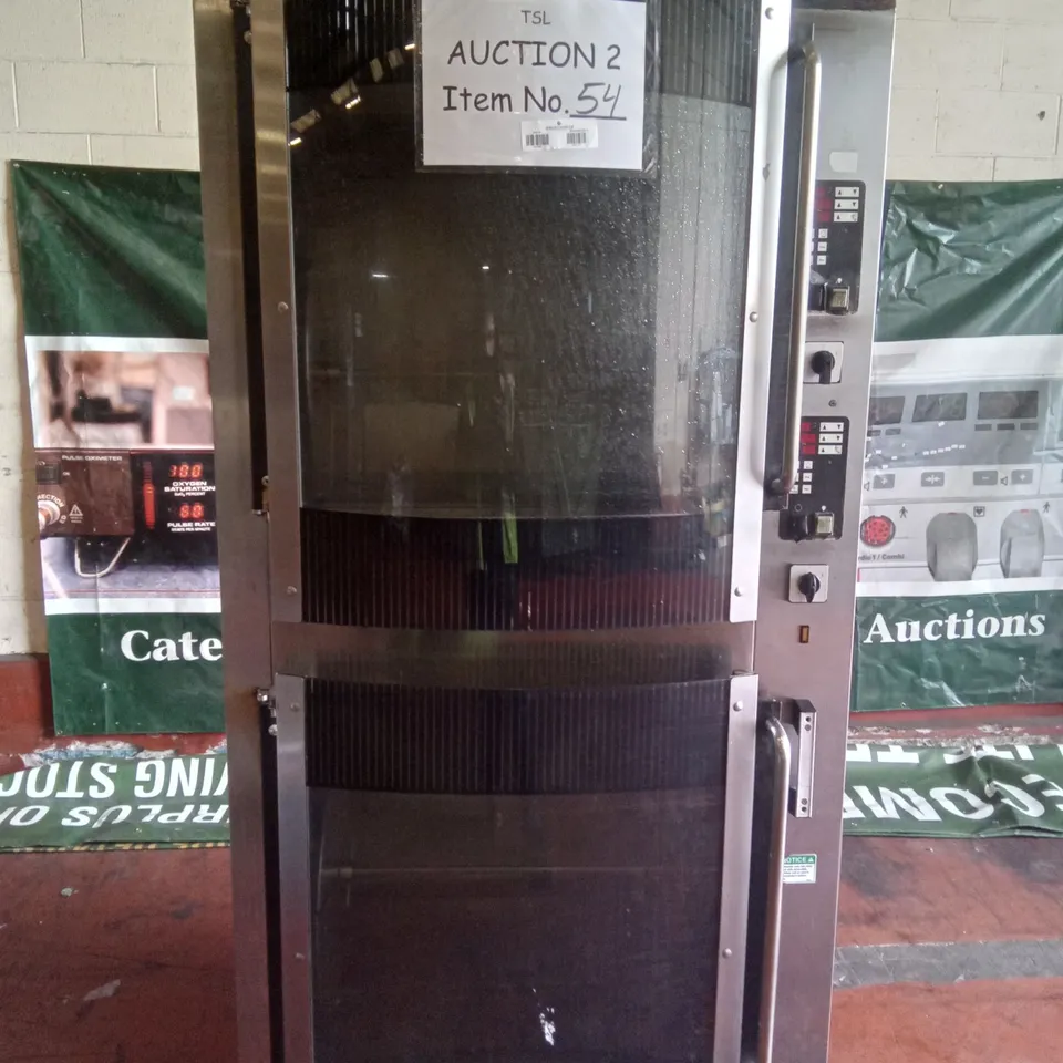 COMMERCIAL BKI DOUBLE OVEN