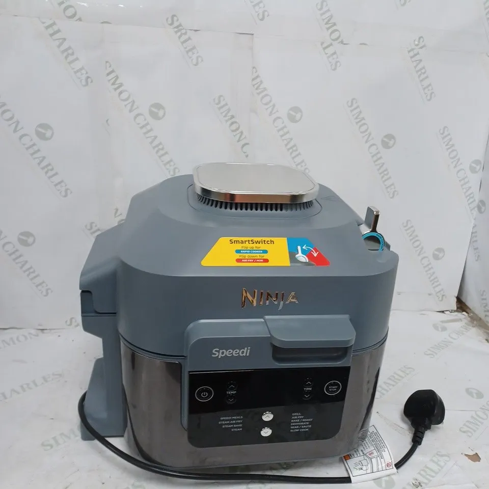 BOXED OUTLET NINJA SPEEDI 10 IN 1 5.7L RAPID-COOKER & AIR FRYER