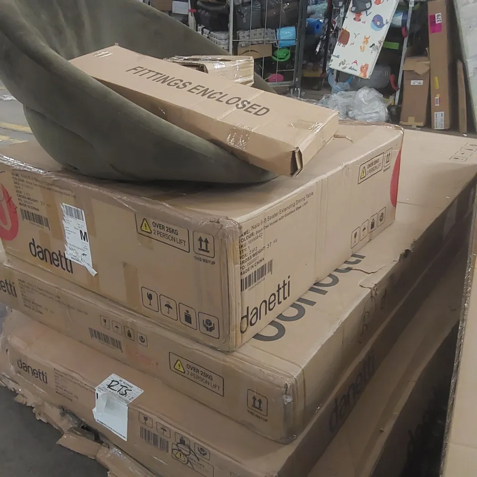 PALLET CONTAINING A LARGE QUANTITY OF ASSORTED DANETTI FURNITURE PARTS ECT