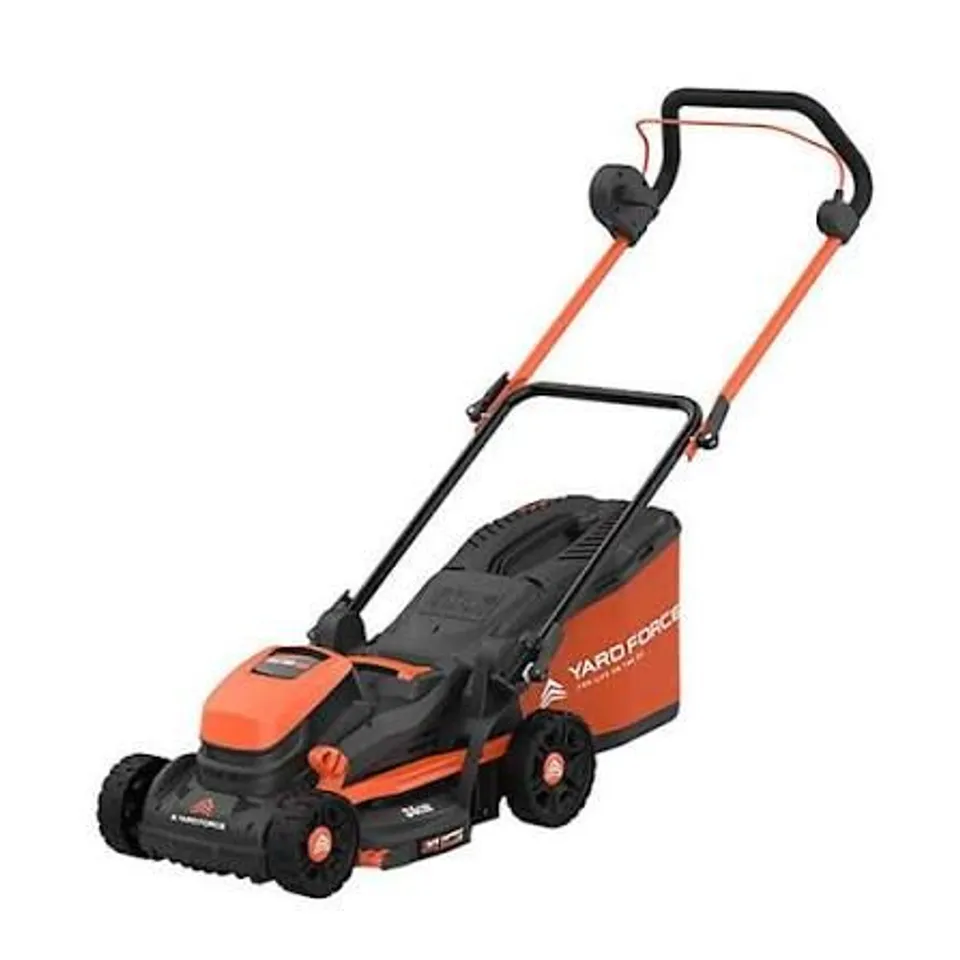 BOXED YARDFORCE 1400W BRUSHED MOWER