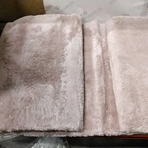 BOXED DUSTY ROSE RUG 6X9