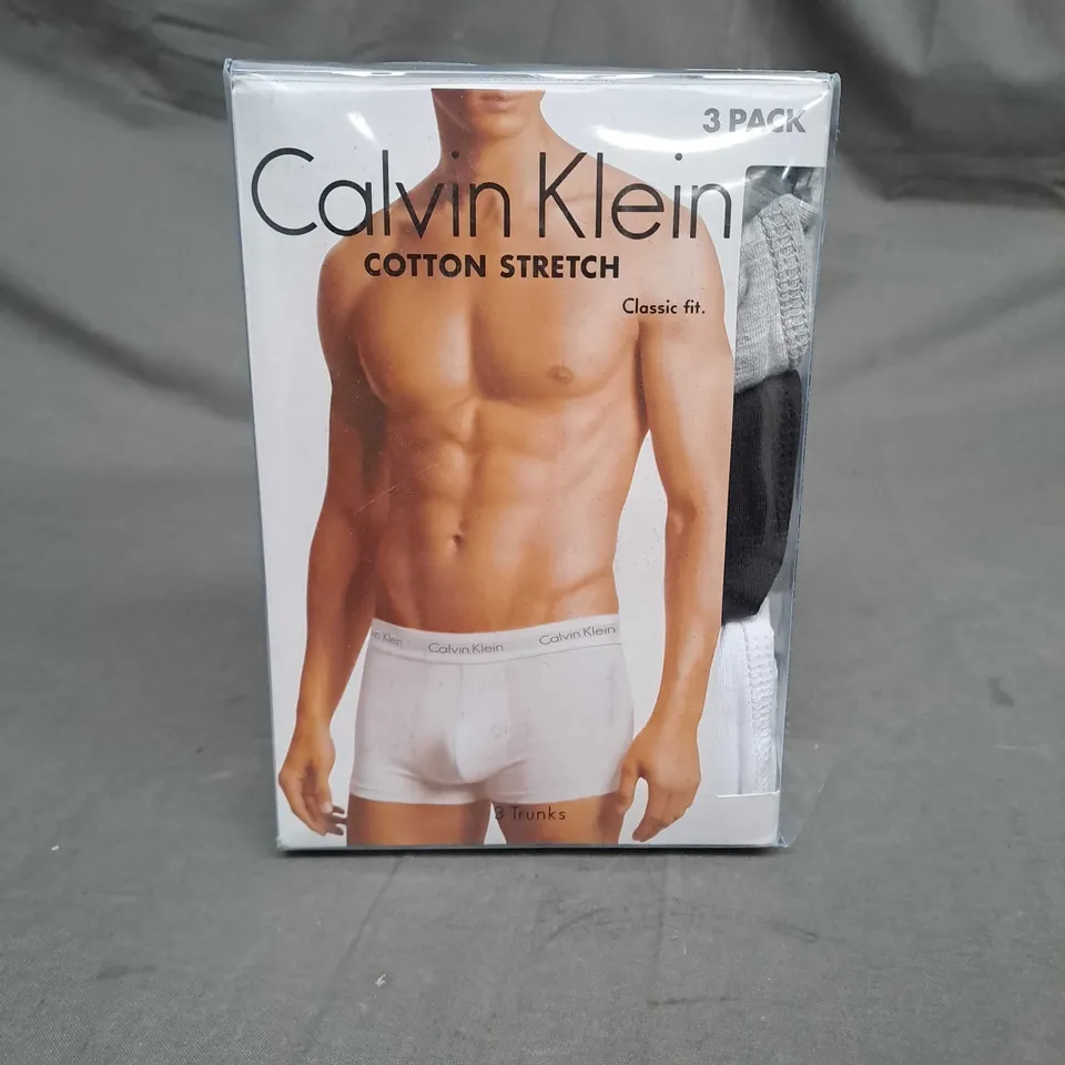 SEALED CALVIN KLEIN COTTON STRETCH CLASSIC FIT PACK OF 3  - MEDIUM