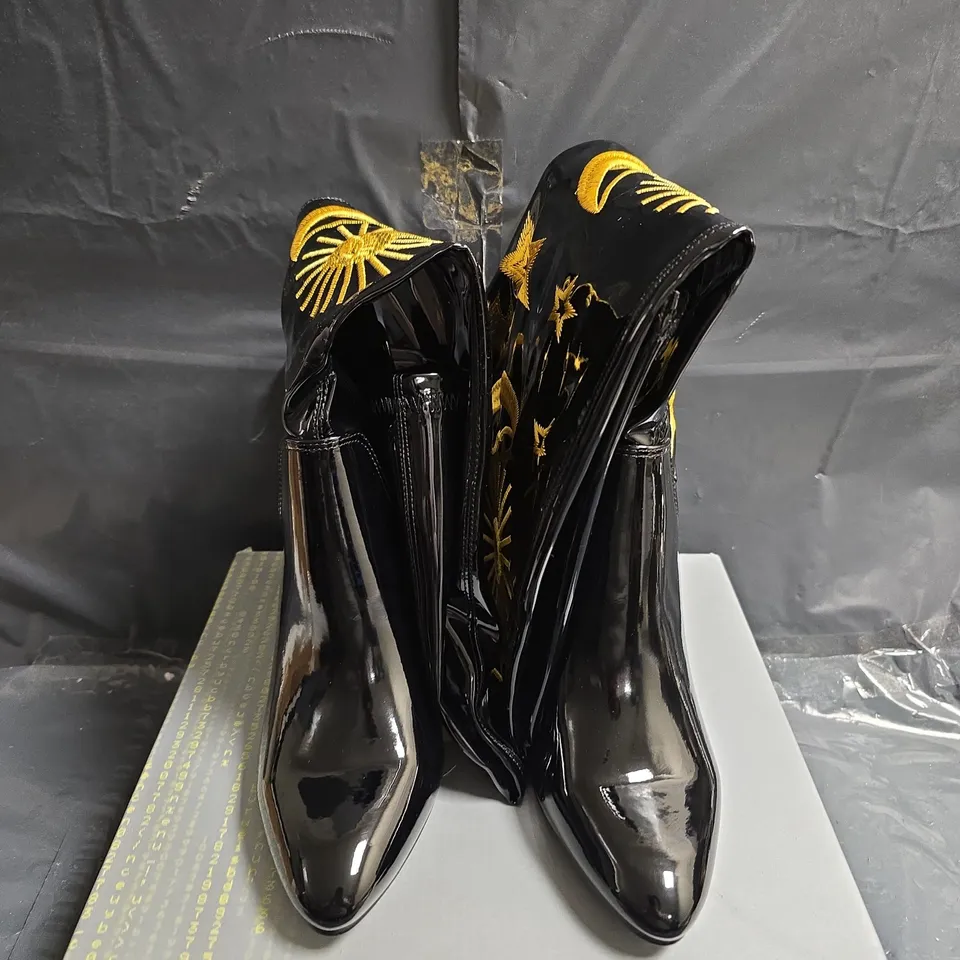 KOI BLACK PATENT KNEE-HIGH BOOTS WITH GOLD SUN & STAR EMBROIDERY - UK SIZE 6 