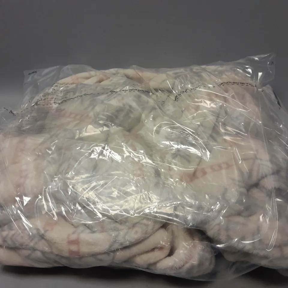 COZEE HOME VELVETSOFT PJ SET SIZE SMALL