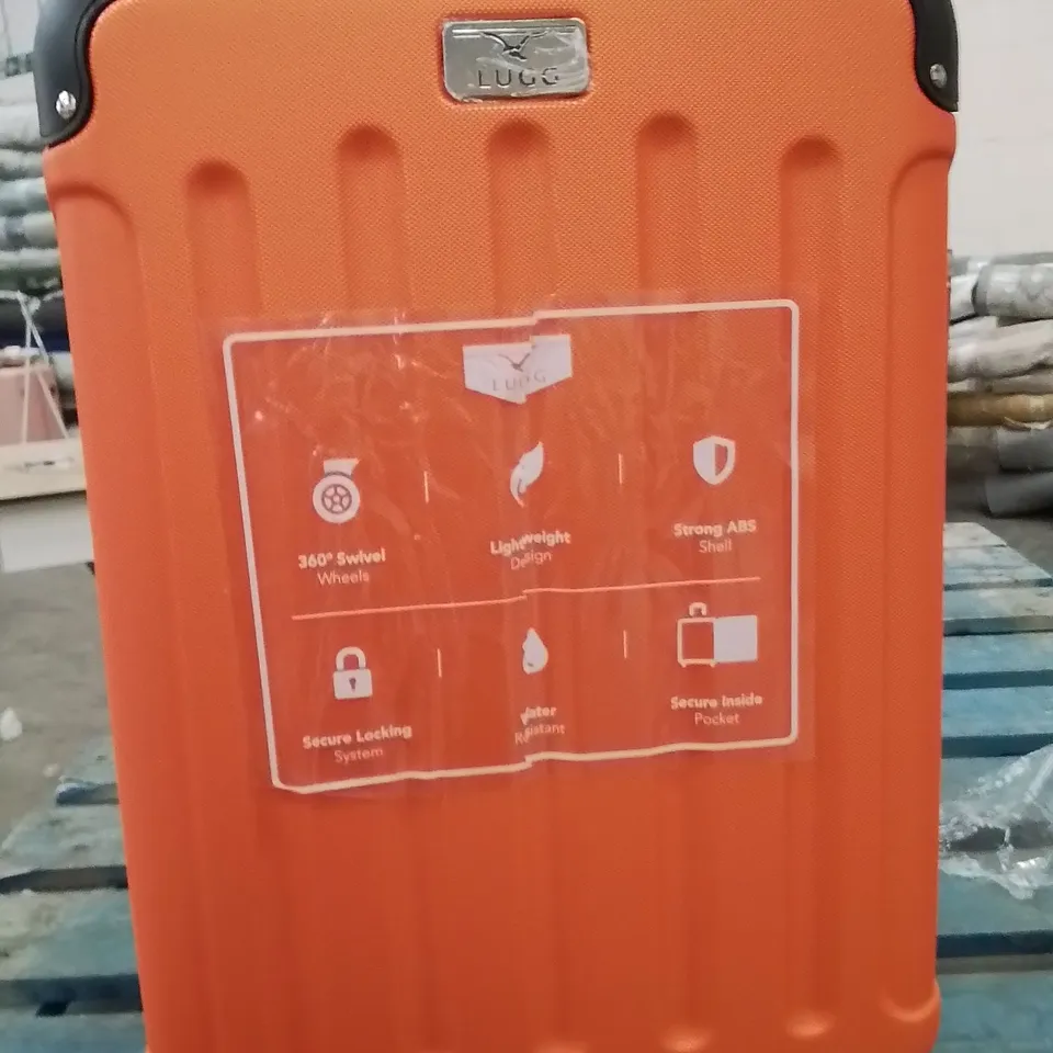 LUGG SKYWANDER 20INCH TRAVEL SUITCASE ORANGE 