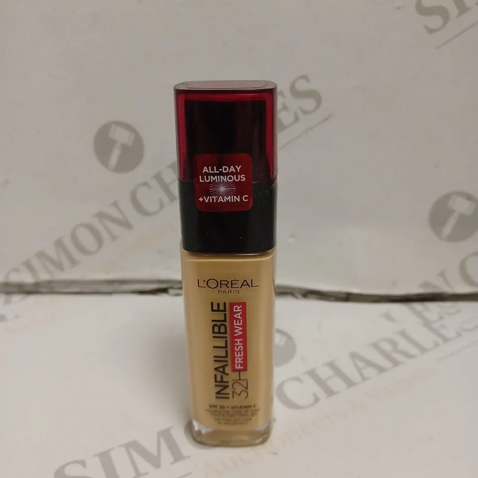 L'OREAL INFAILLIBLE 32H FRESH WEAR FOUNDATION. 