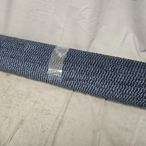 BLUE PATTERNED RUG ROLL - SIZE UNSPECIFIED 