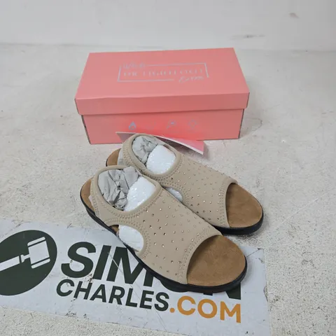 DR LIGHTFOOT JENNY SANDALS – TAUPE, UK 5