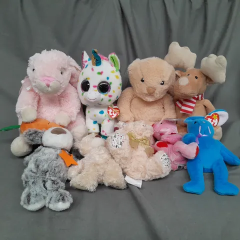 BOX OF ASSORTED PLUSH SOFT TEDDIES