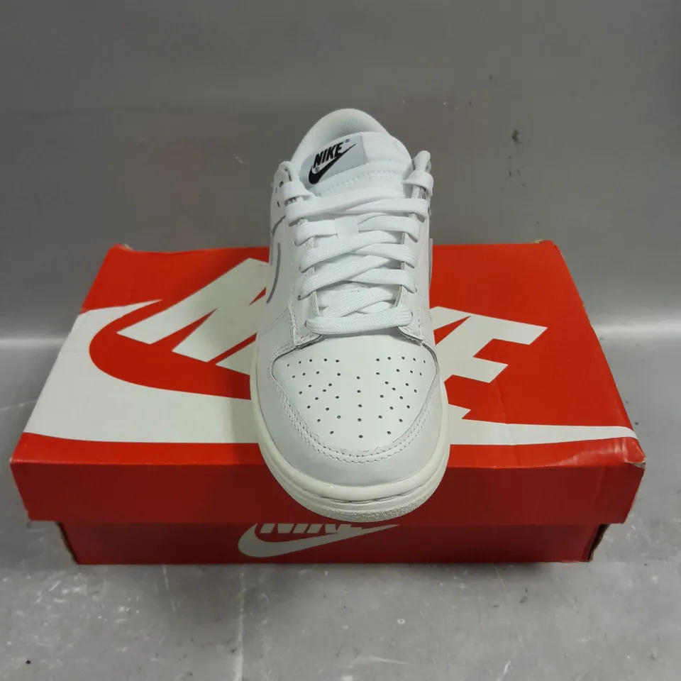 BOXED PAIR OF NIKE DUNK LOW TRAINERS IN WHITE - 4