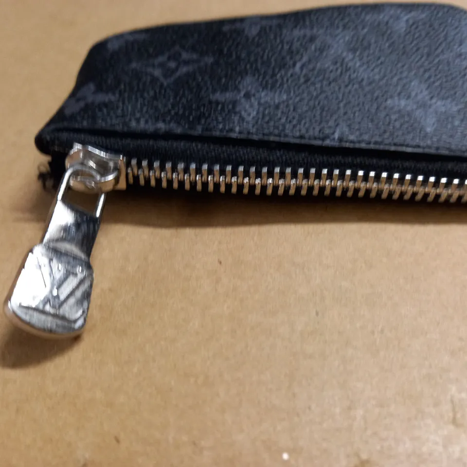 LOUIS VUITTON STYLE COIN PURSE