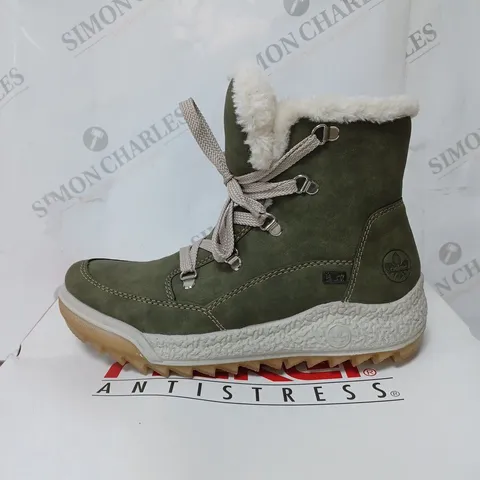 BOXED RIEKER ANTISTRESS HIKING BOOTS, KHAKI - SIZE 6