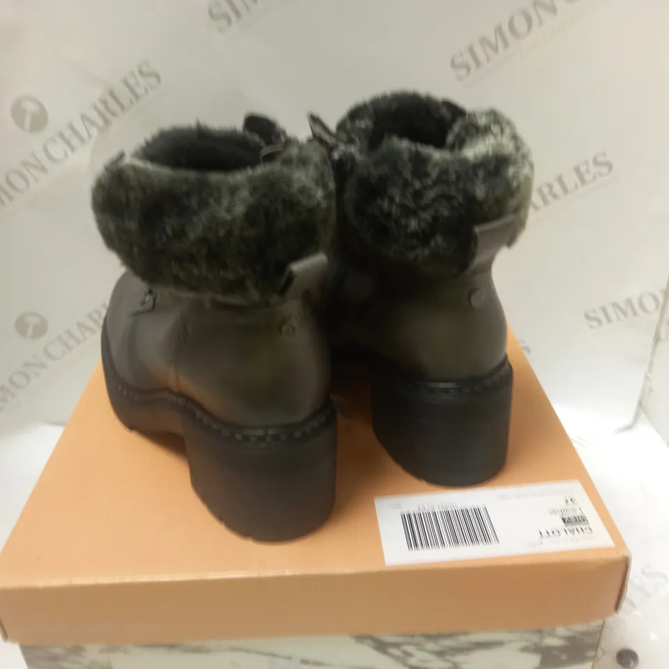 BOXED CHALLOT GREY LEATHER ANKLE BOOTS - SIZE 4