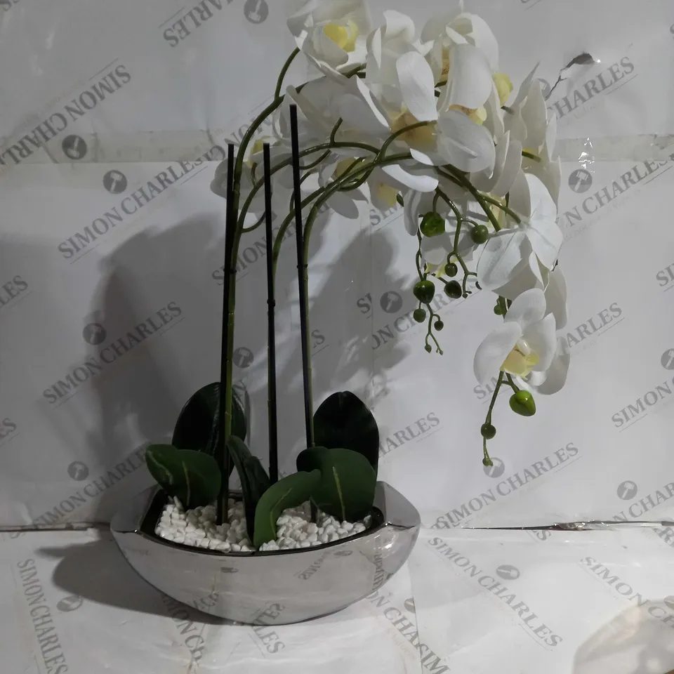 BOXED JM BY JULIEN MACDONALD REAL TOUCH FAUX ORCHID