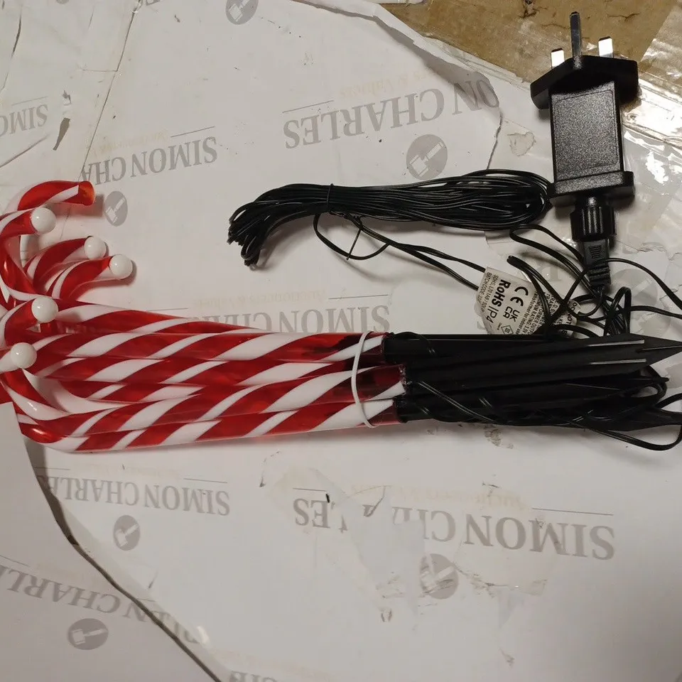 SET OF APPROX. 6 CANDY CANE GARDEN STAKES RRP £24.99