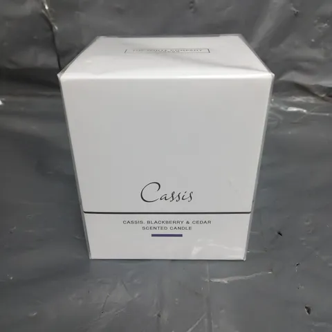 BOXED AND SEALED THE WHITE COMPANY CASSIS , BLACKBERRY , CEDAR , SCENTED CANDLE