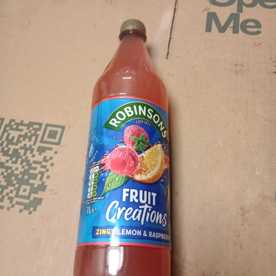 APPROXIMATELY 18  ASSORTED DRINK ITEMS INCLUDING COCA COLA ORIGINAL AND ROBINSONS FRUIT CREATIONS 