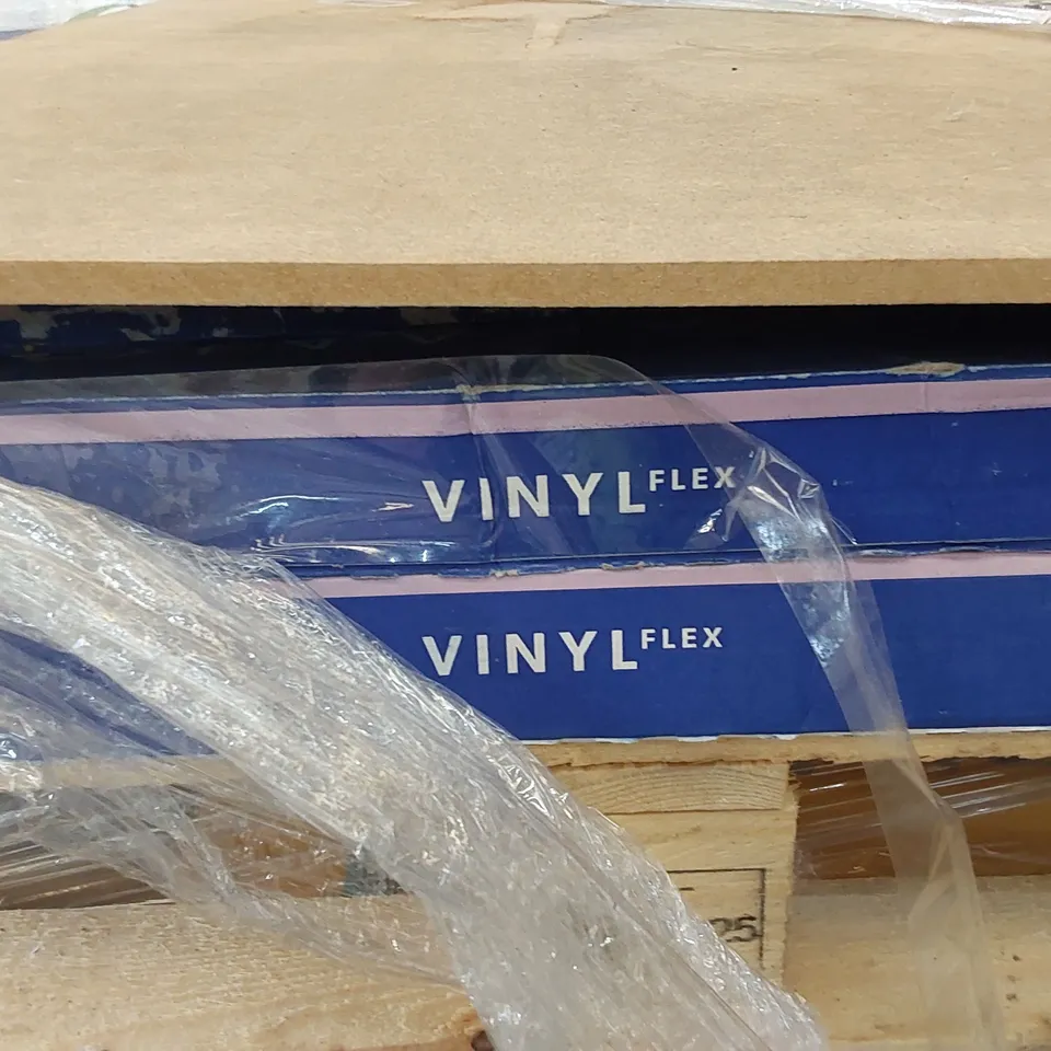 PALLET TO CONTAIN A LARGE QUANTITY OF FLOORING PRODUCTS
