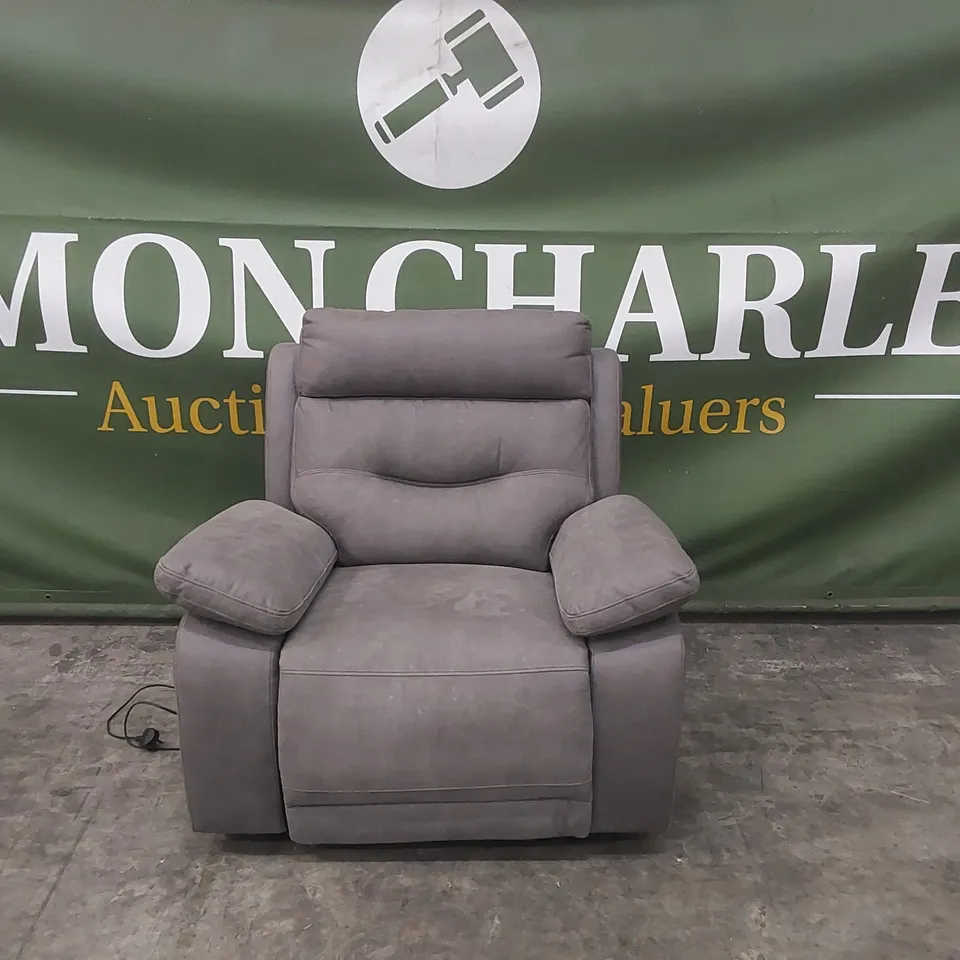 QUALITY DESIGNER FABRIC UPHOLSTERED ELECTRIC RECLINER ARMCHAIR