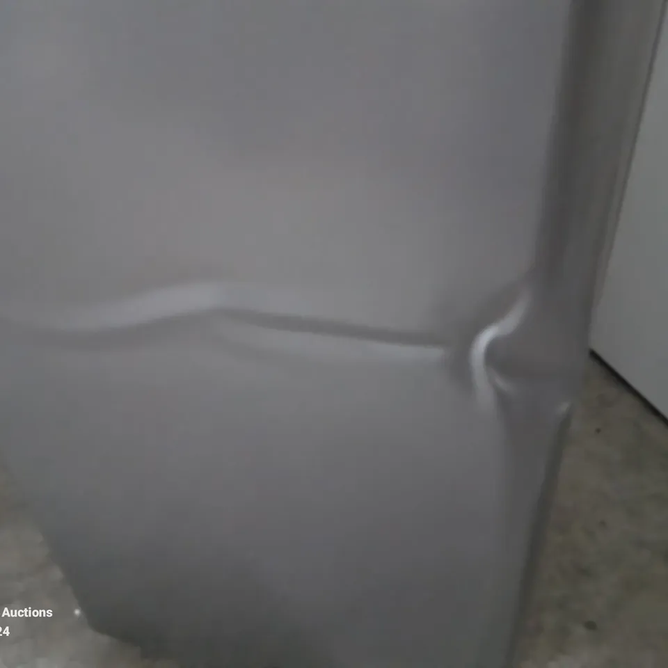 HISENSE 52CM WIDE FREESTANDING FRIDGE WITH FREEZER COMPARTMENT IN SILVER -COLLECTION ONLY-