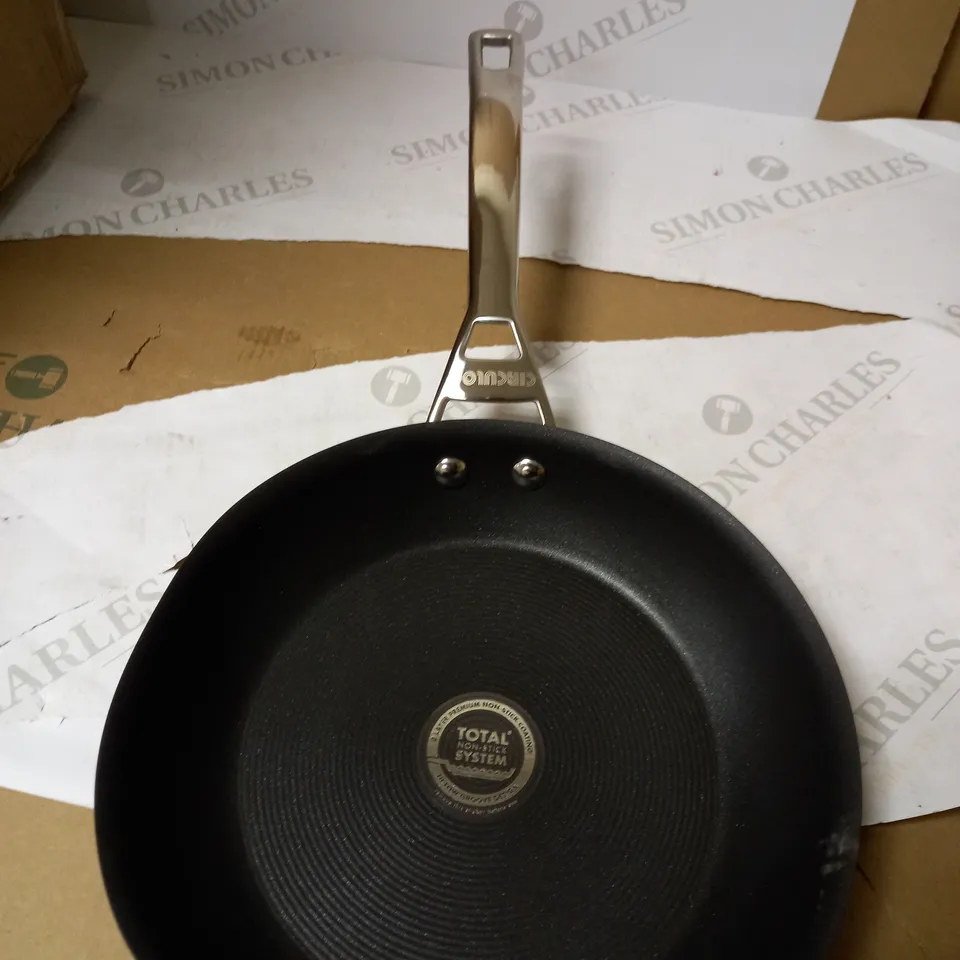CIRCULON INFINITE NON STICK PAN