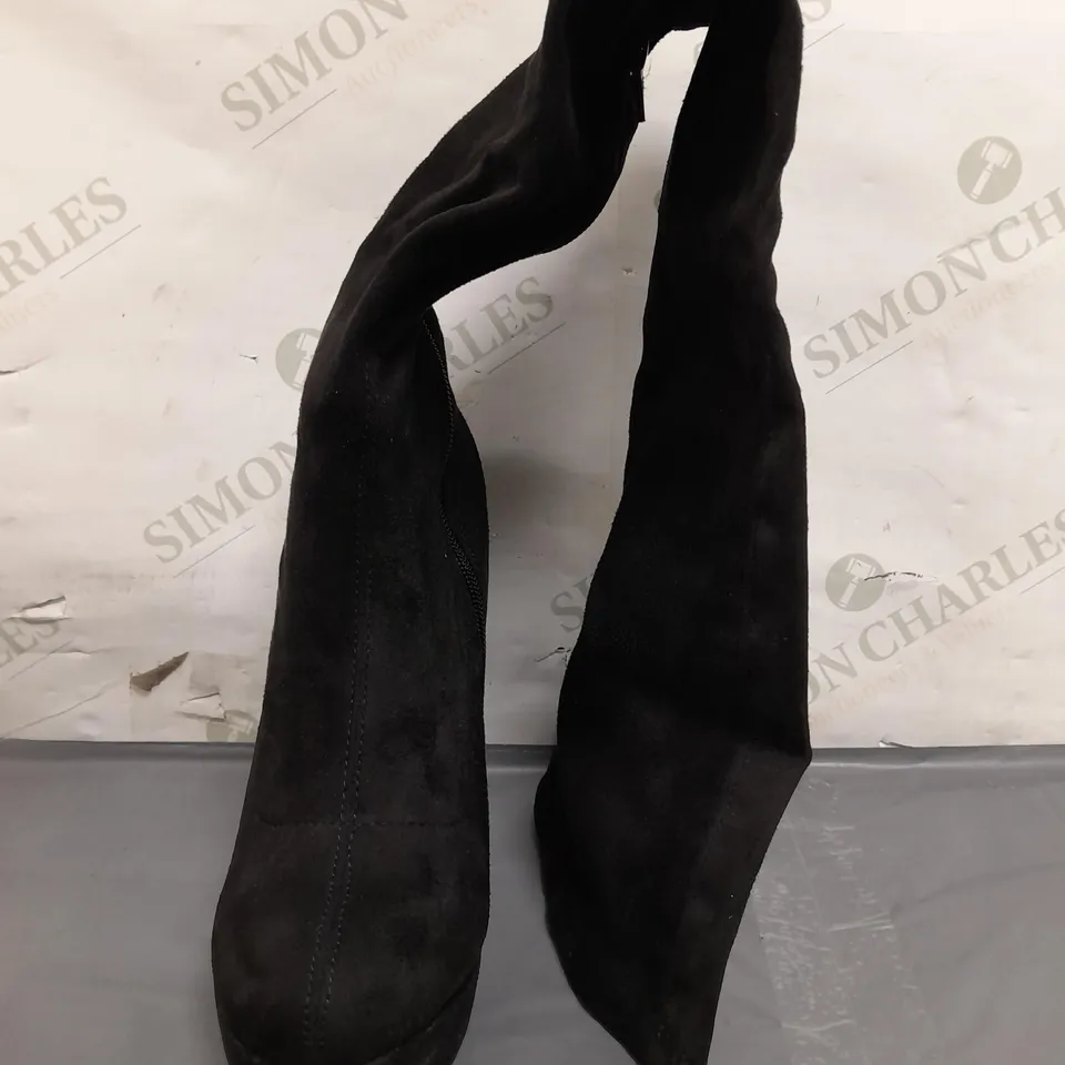 BOXED PAIR OF KOI HIGH HEEL KNEE-HIGH MICROFIBRE SHOES IN BLACK SIZE 6