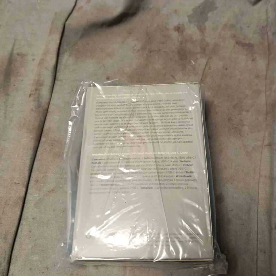 GOPRO DUAL CHARGER + ENDURO BATTERIES