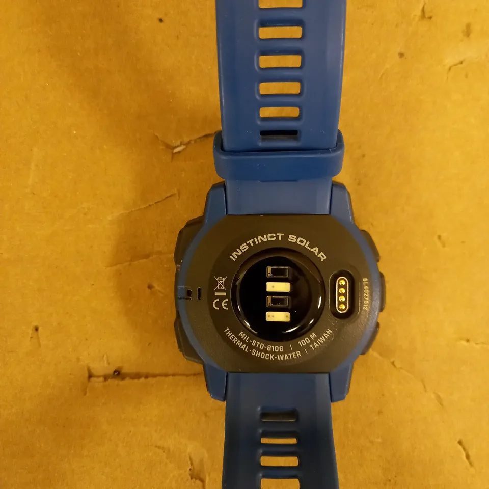 GARMIN INSTINCT SOLAR RUGGED GPS SMARTWATCH