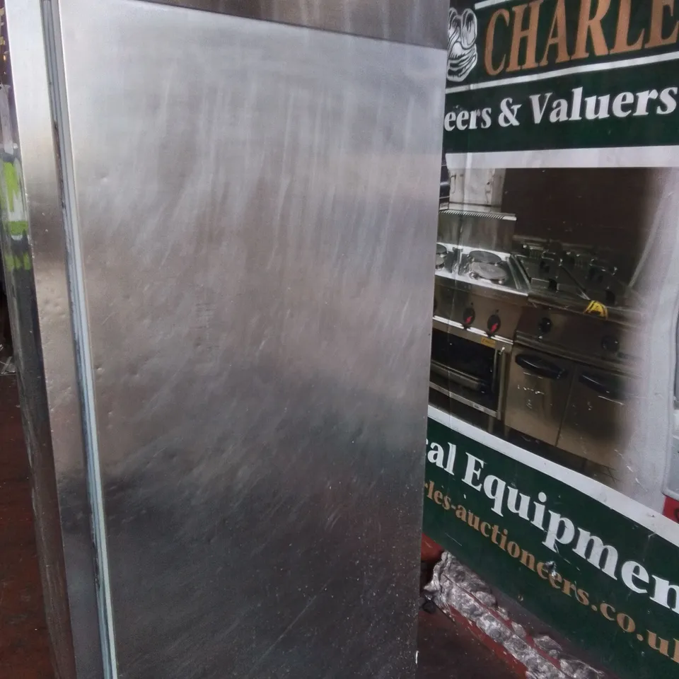 COMMERCIAL TALL SINGLE DOOR FRIDGE
