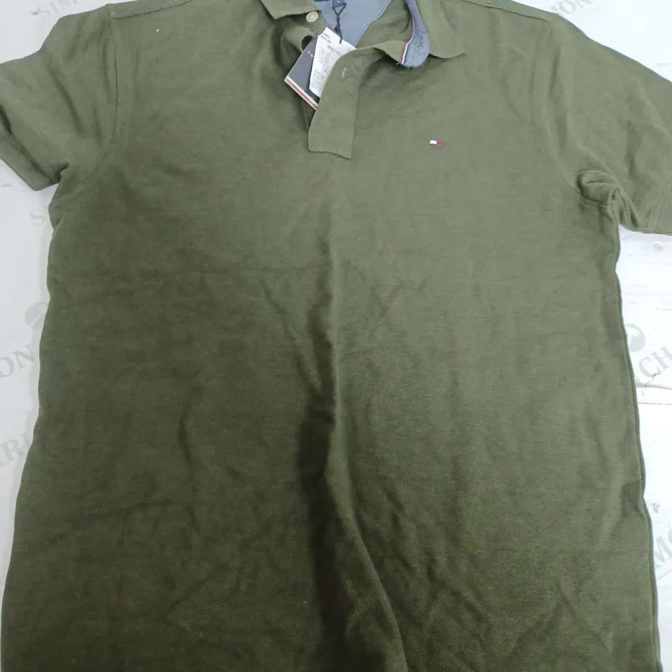 TOMMY HILFIGER KHAKI POLO SHIRT - LARGE