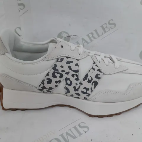 PAIR OF NEW BALANCE ANIMAL PRINT TRAINERS IN WHITE - UK 7