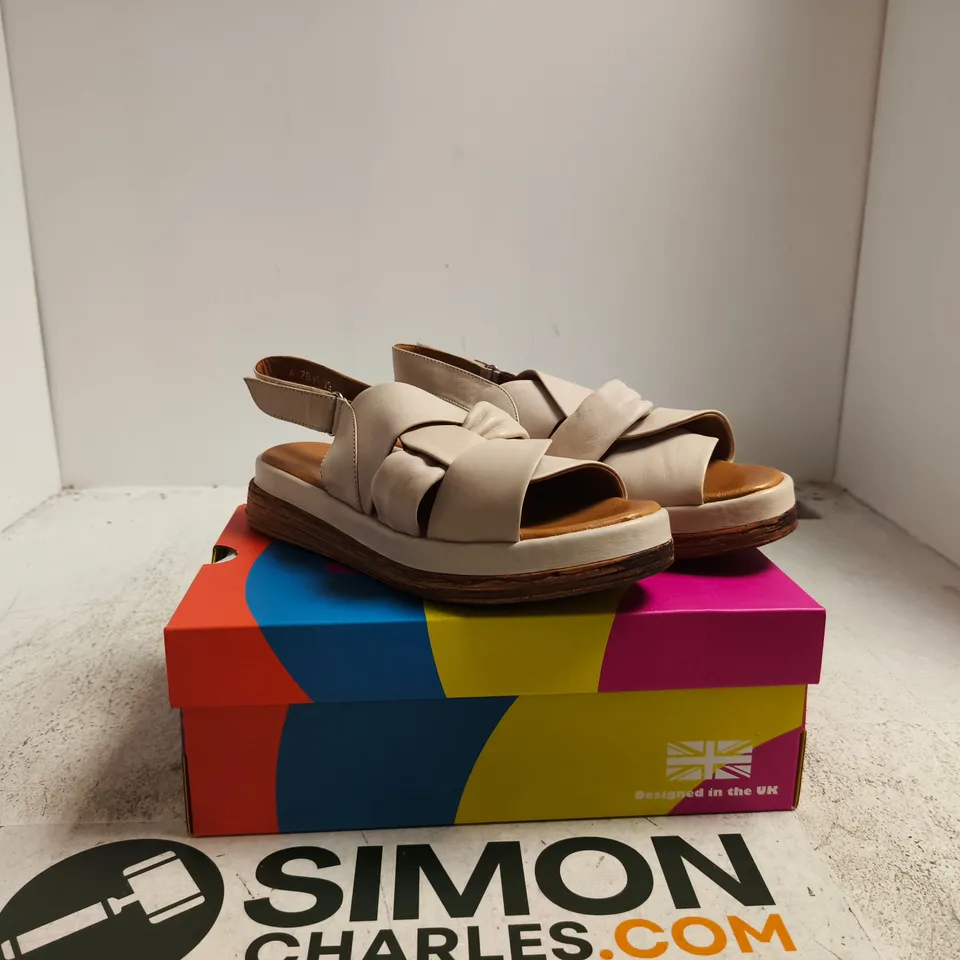 ADESSO BEIGE SANDALS – WOMENS FOOTWEAR BOXED UK 6