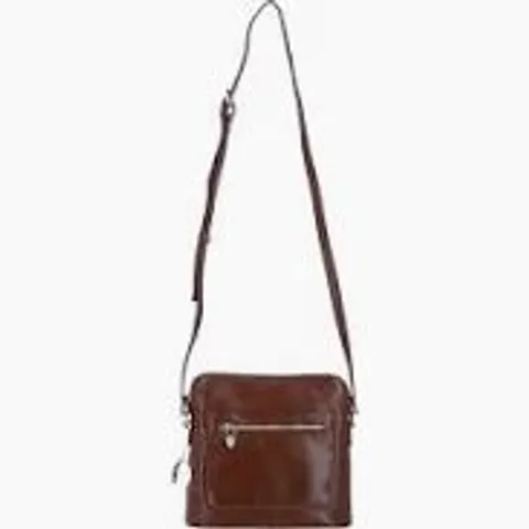 ASHWOOD MULTI STRAP MEDIUM LEATHER CROSSBODY BAG IN CHOCOLATE
