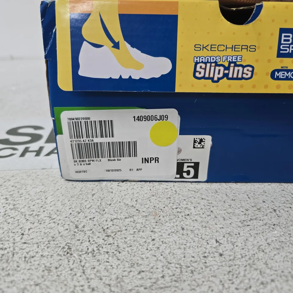 SKECHERS HANDS FREE SLIP-INS WOMEN’S BEIGE SLIP-ON TRAINERS – BOXED UK 4