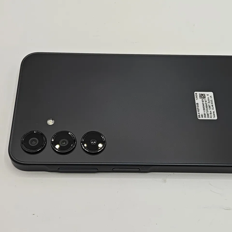 BOXED SAMSUNG GALAXY A16 4/128GB IN BLACK - SM-A165F